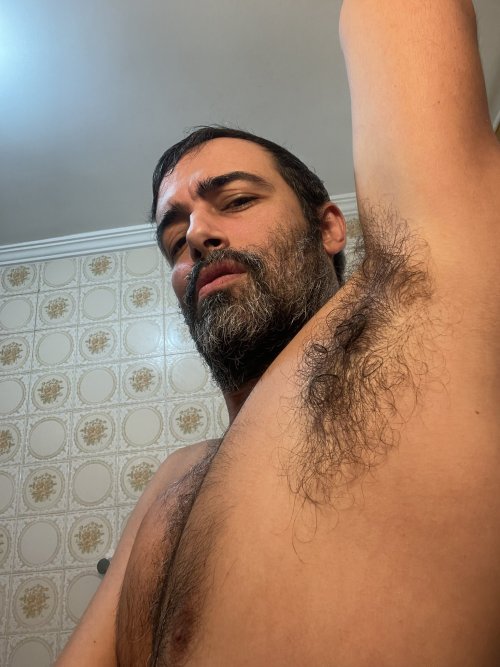 https://hairysweatysmelly.tumblr.com/post/696613014363881472
