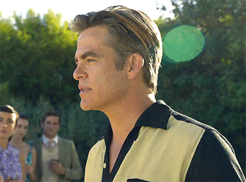Chris Pine As Frank Don’t Worry Darling (2022) Dir. Olivia Wilde