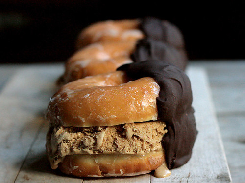 doughsndonots:  Want mmhore? Follow doughs'n'donots!