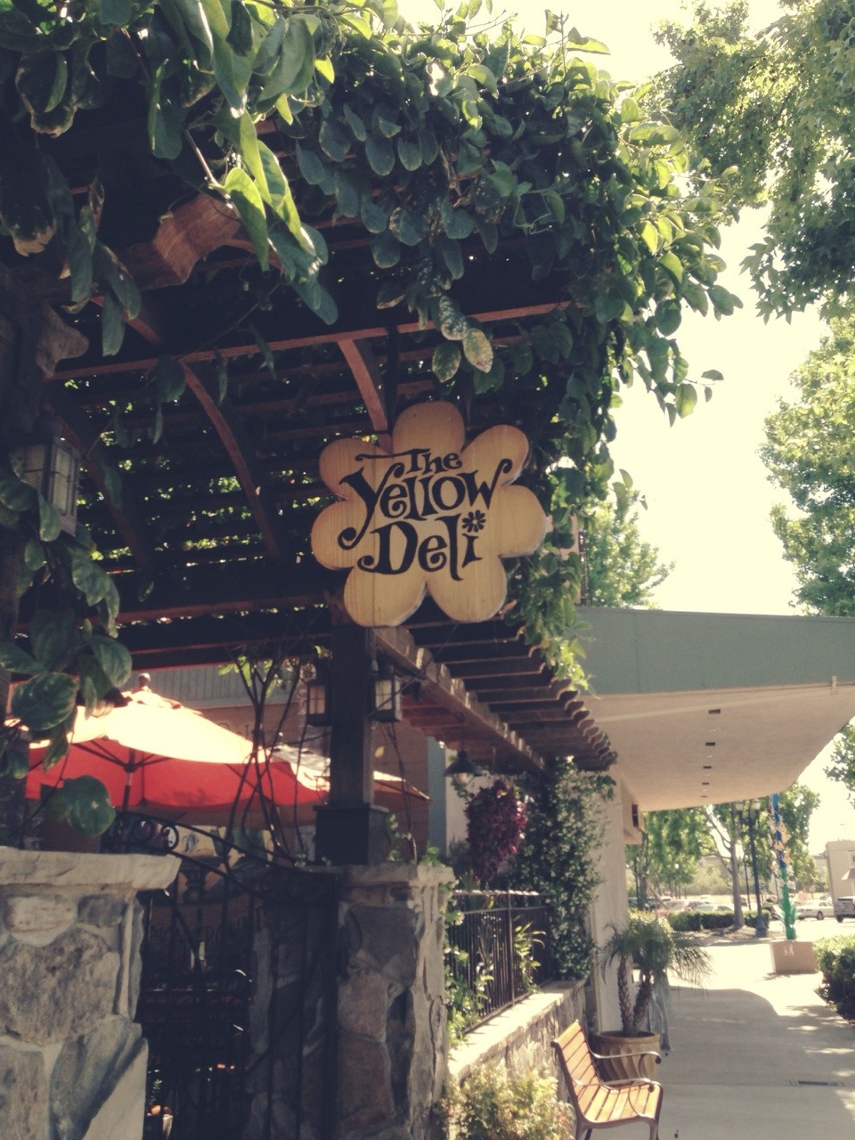 sugarcccoated:  Happy to say I have this right down the street from me, ugh so good.