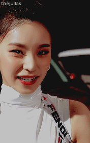 thejulias: (000526) happy birthday to our amazing leader, yeji! #happyyejiday