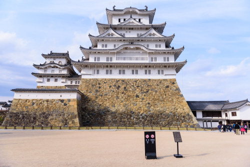 Himeji Castle (in explore 17/11/2019) by Flutechill https://flic.kr/p/2hLH49k