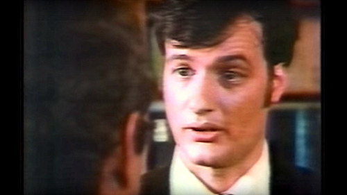 Daily Q #66Screencaps from this vid, I’ve posted before.1979 John de Lancie is so fckin’ beautiful a