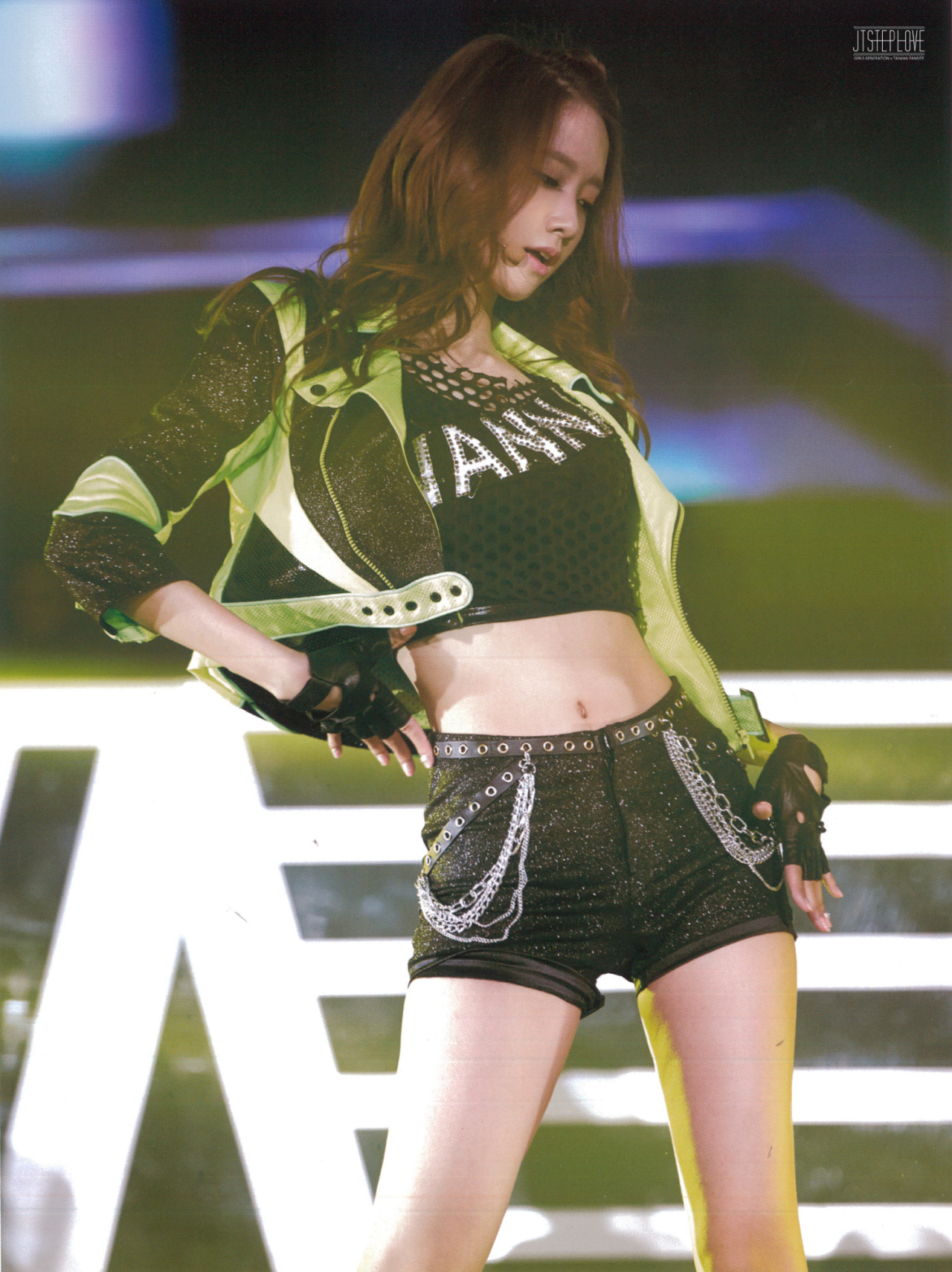 soshihd:  1500 x 2005