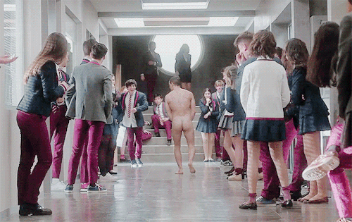 theshitidoisboring:“You wish you had this ass!” Miguel Herrán in ‘Élite’