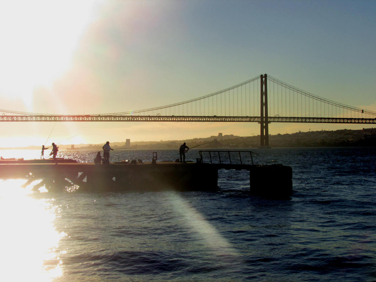 Lisbon/Almada. A walk along Cais do Ginjal.
“ Walking along Cais do Ginjal during sunset is probably one of the most beautiful things…
”
View Post