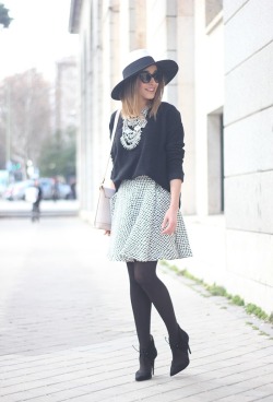 fashion-tights:  Black &amp; White Sombrero/Hat: Uterqüe Falda/Skirt: Zara Sweater: eseOese Collar/Necklace: Parfois Bolso/Bag: Bimba y Lola Gafas/Sunnies: Mango Please click on the link and visit the bloggers site for more details about the outfit worn.