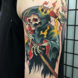 1337tattoos:  Grim Reaper by Simon Morse @just-hand-grenades #grimreaper #colour #tattoo #neotraditional submitted by http://just-hand-grenades.tumblr.com