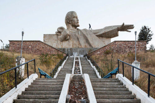archatlas:  Soviet (Modernist Architecture in Central) Asia Soviet Asia. Soviet Modernist Architectu
