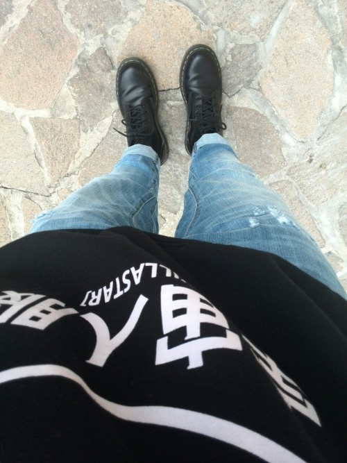 maiwyn:  lol i have almost similar look :D 