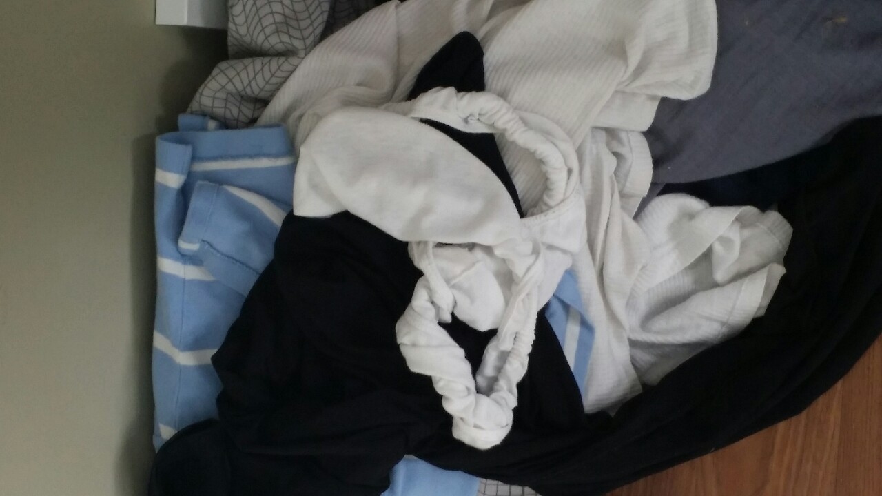 jayblaze069:  Think my sister in law would mind if I took a sniff???