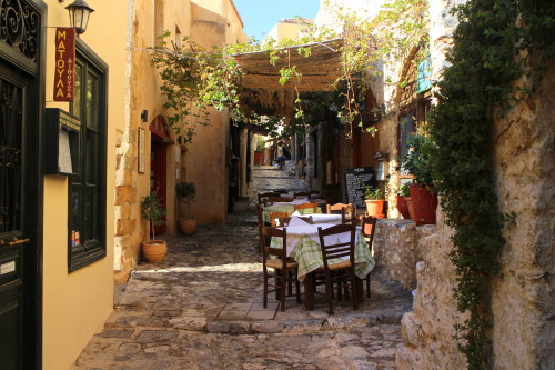 justbelieve2him: Narrow Street,Monemvasaia_Greece.