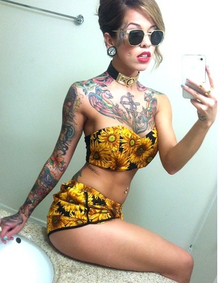  Madelyn Lance  
