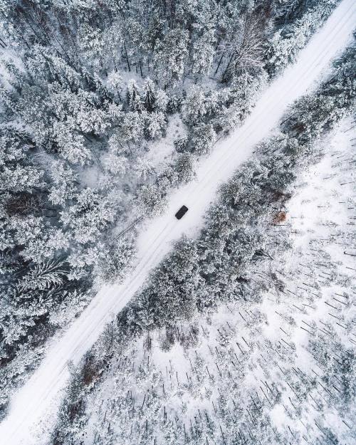 Snowy 4x4 adventures in Estonia adventures made possible by @hiltonhotels #hiltonstory #ad if
