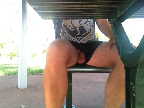 rabweho:Follow me and get hardhttp://www.rabweho.tumblr.com