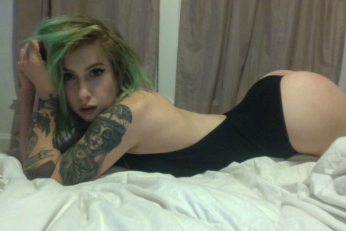cvltblood:  Bodysuit game on 10 