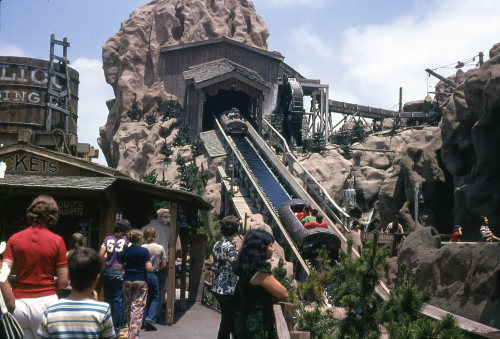 Knott’s Berry Farm, 1973