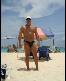 Sungas e Homens Maduros / Swimwear and Mature Men