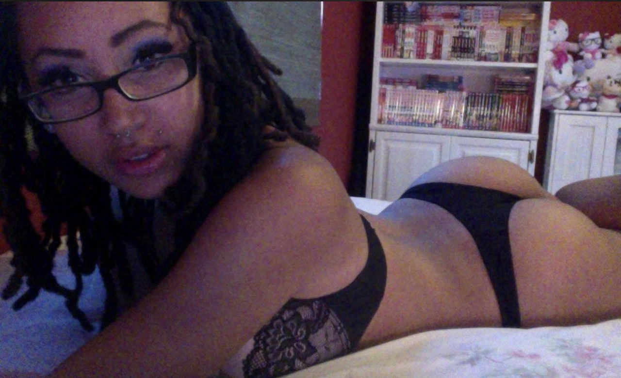 blvckvllsowet:paradissee:Legend, ahead of her time(starter pack) hope she’s well