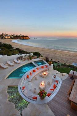 travelgurus:                    Beautiful Seaside Pool, Laguna Beach, California             Travel Gurus - Follow for more Beautiful Photographies!   