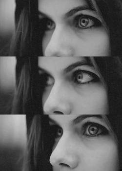 s-a-di-s-t:  OLHOS DA DADDARIO &lt;333 