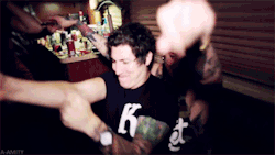 thisismywastelandd:  oh you know Tony is enjoying that lap-dance Jaime is giving him  