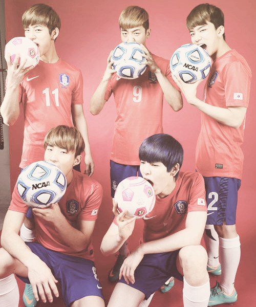  B.A.P cheering for Korea’s Women Soccer Team   