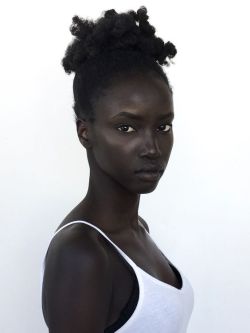 blackarag:  naturalhairqueens:  oh so pretty!  👍💯😁👏