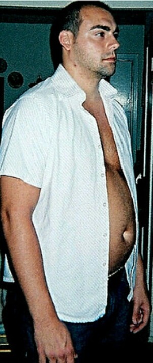 tobeygrant:  Mark had not “dressed up” in awhile….looks like his button up