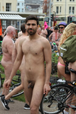 publiclynude:  The World Naked Bike Ride