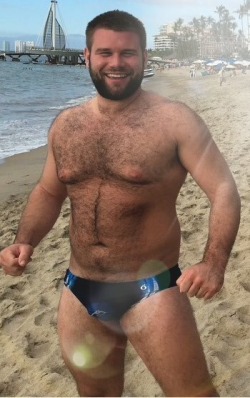 Brüt With Beard | Hairy Men Galore