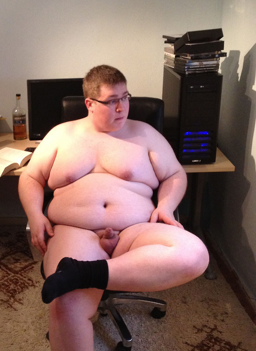 chidad:  So, to start off the weekend here are a few of my favorite young chubs,