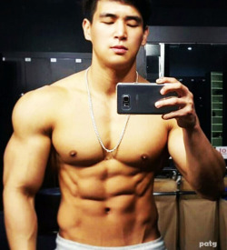 Viva!Asian hunks!