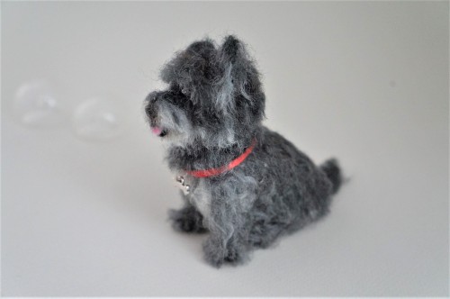  A needle felted Cairn Terrier “Lexie” based on the pet photo.Have a great weekend!