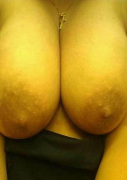 shesfuckingbad:  Collection of beautiful titties http://shesfuckingbad.tumblr.comhttp://BoMB-BitcheZ.TuMblR.com  Nice