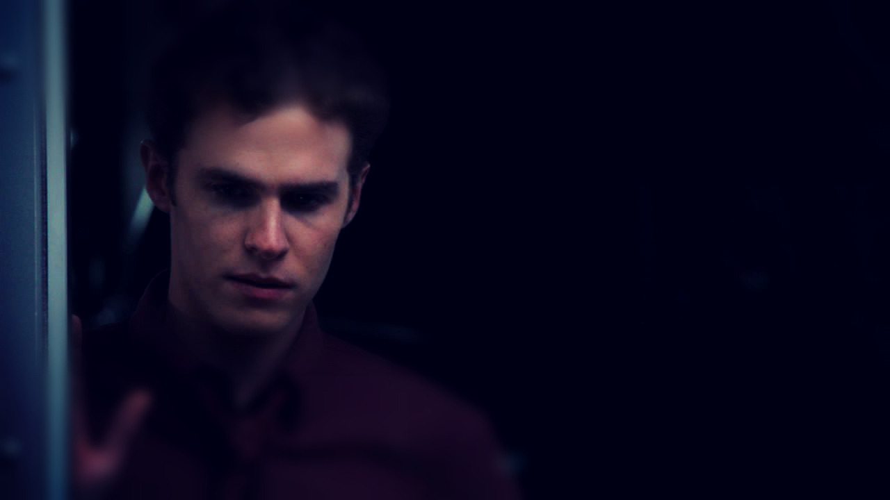 biochem-and-engineering:  Leo Fitz in FZZT [Part 1]  | 1x06