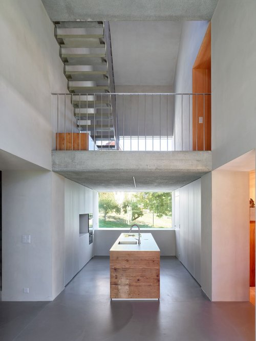 kazu721010:  Reynard/Rossi-Udry House / Savioz Fabrizzi ArchitectsPhotos © Thomas Jantscher