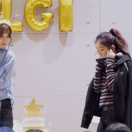 blindkpop: i feel bad for her T_T