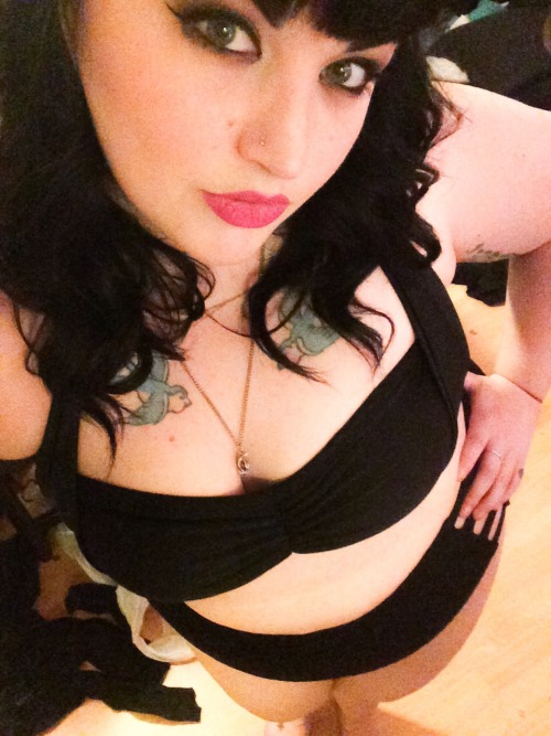 unicornbl000d:  I got a bikini.