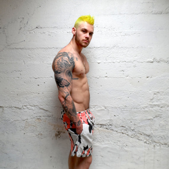 singlerobot:  I’m hardly ever sorry I never dyed my hair.But now I am. 