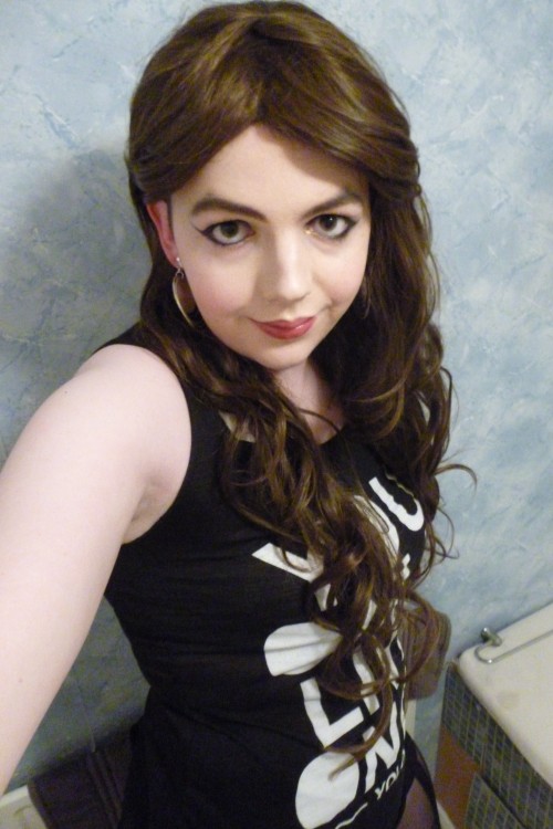 lucy-cd: Pictures New tights, prefer my stockings but this is still a cute outfit <3 