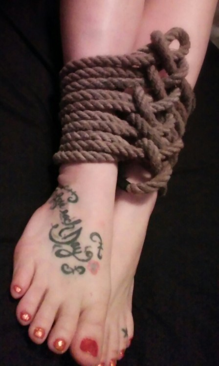 I cant wait to get more rope. My husband had fun with my feet tonight:)