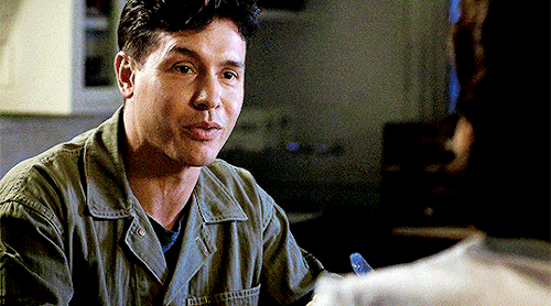 basilone:“I know the story.”“Not this part.”                            (a little John/Lena goodness