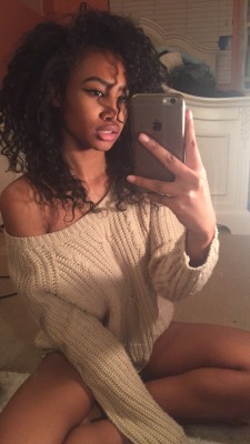 theogblasian:  Milk&amp;honey 🍯 