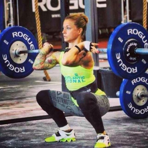 girlswhodocrossfit:  #girlswhodocrossfit Do you squat below parallel? Image via @christmasabbott #barbellbabes #christmasabbott #crossfit #crossfitgirls #squat #asstothegrass #fitgirls #weightlifting