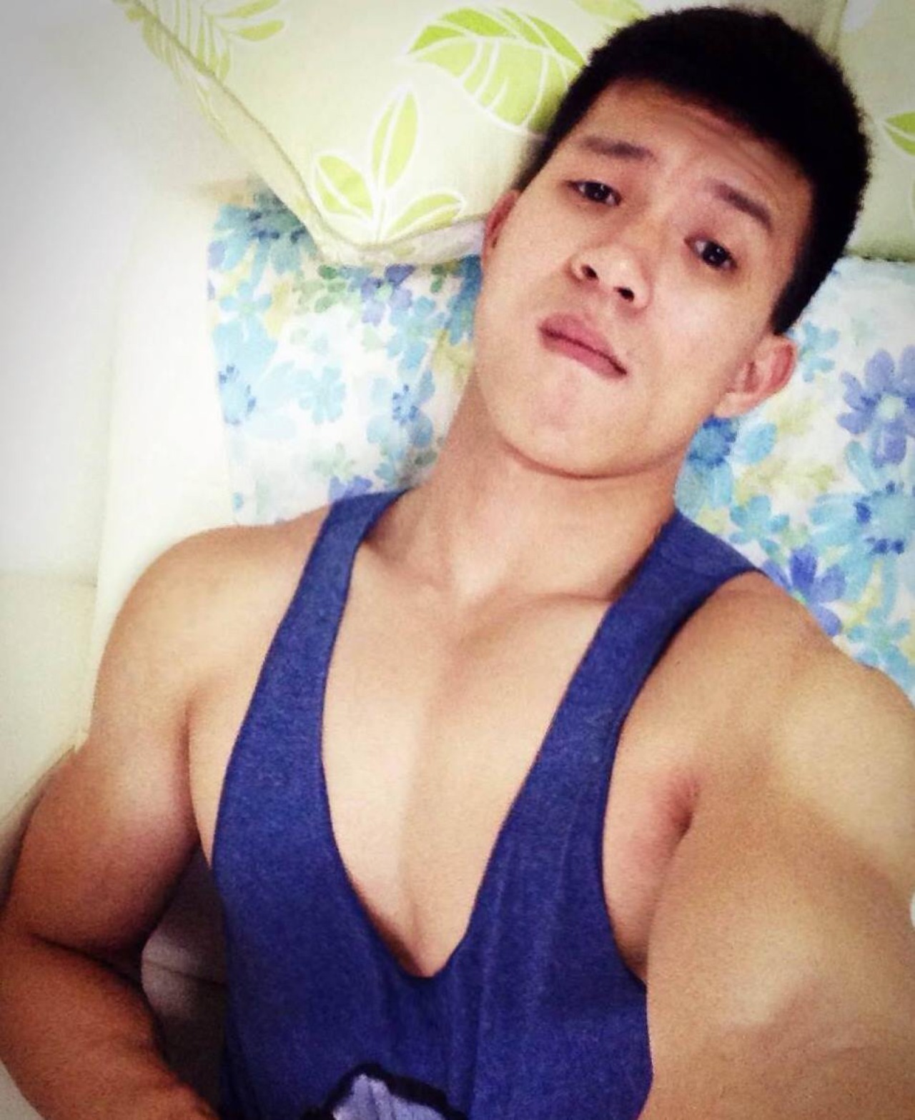 Viva!Asian hunks!