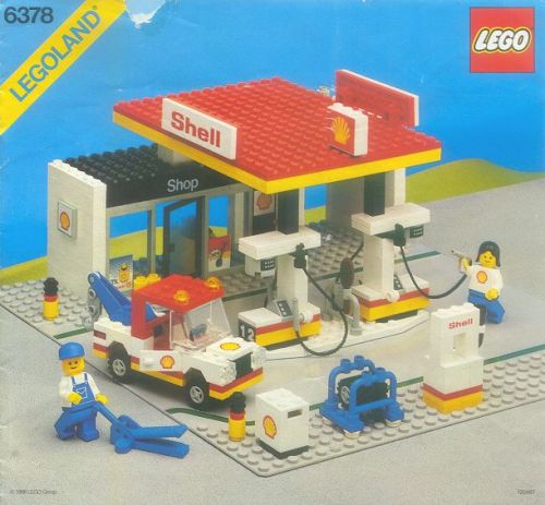 mattsbrickgallery:I had this!-MBG