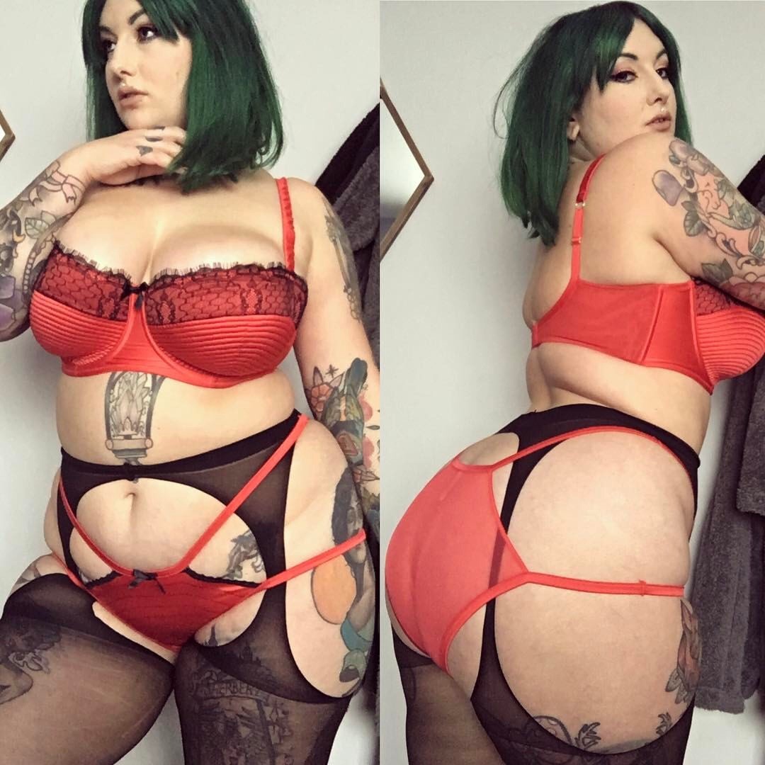 dabootysquad:  @galdalou #SexySaturday