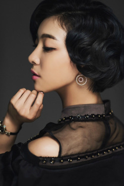 kpophqpictures:  [MAGAZINE] F(x) Luna – BNT International 1067x1600 