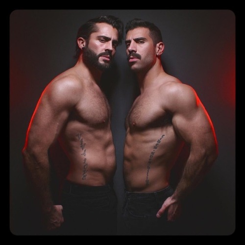 beardburnme:  Sexshooters instagram
